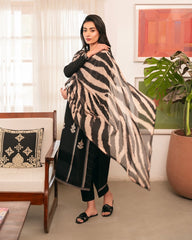 Wardah (Stitched 3 Pcs)